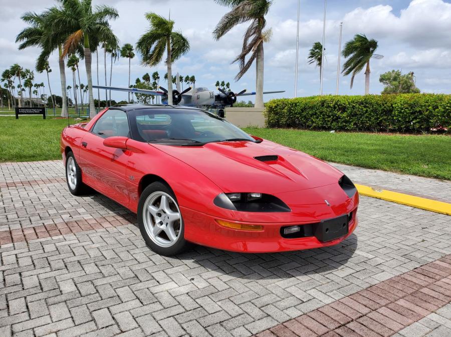  Chevrolet Camaro SS (1710) 1996 года  (фото 17 из 101)